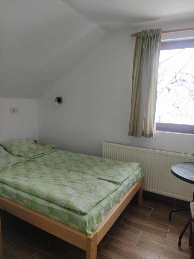 Domacinstvo Kod Gere Bed and Breakfast Crni Vrh Kamer foto
